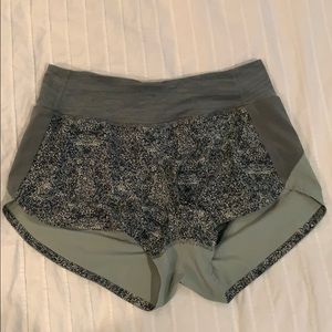 RARE outdoor voices Hudson shorts!
